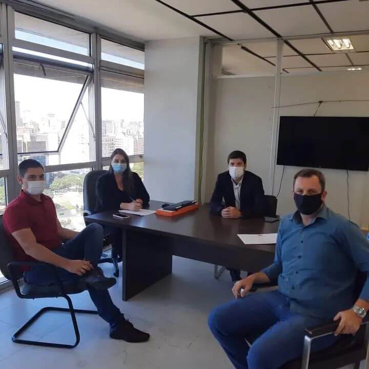 PREFEITO VIAJA A CAPITAL GAÚCHA